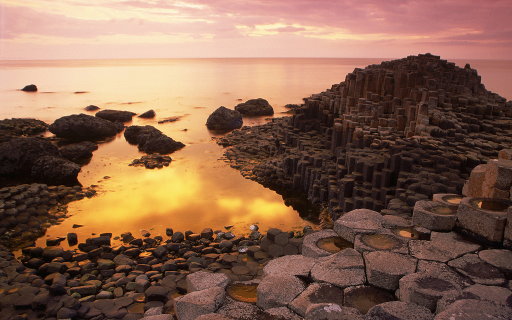 The Giant's Causeway is easily the biggest attraction in Northern Ireland ... photo by CC user pictruer on Flickr